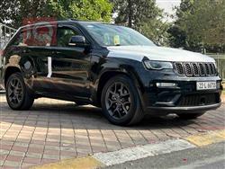 جیپ گراند شیرۆکی